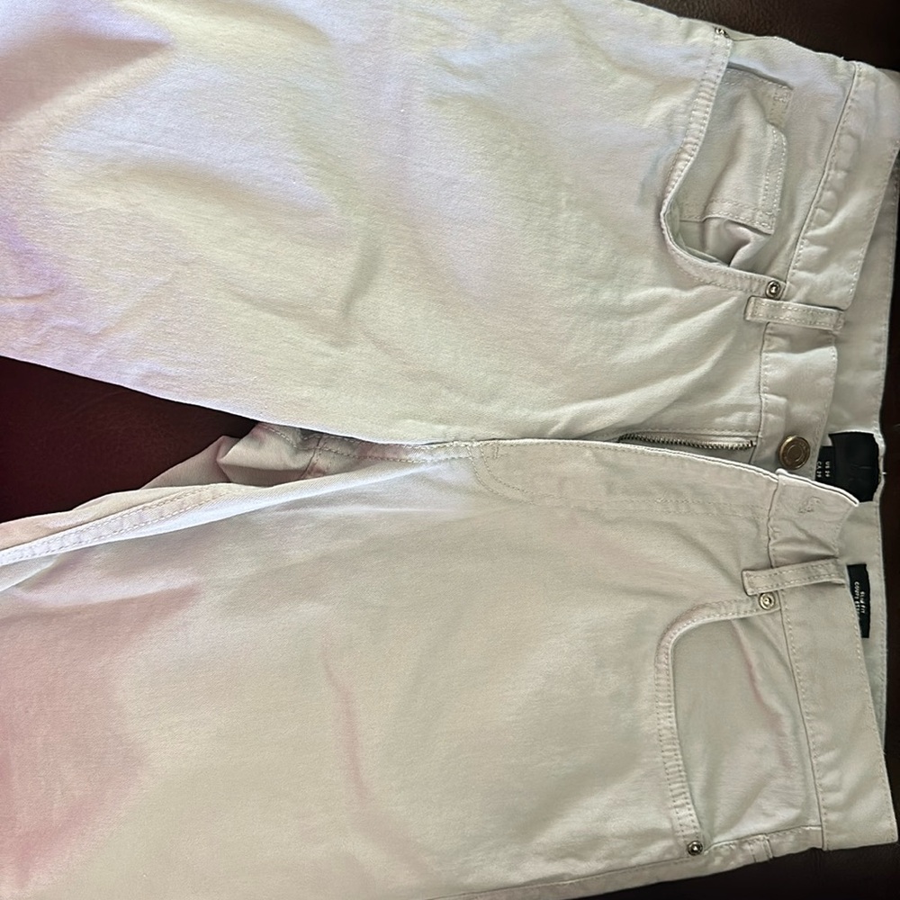 H&M 29x29